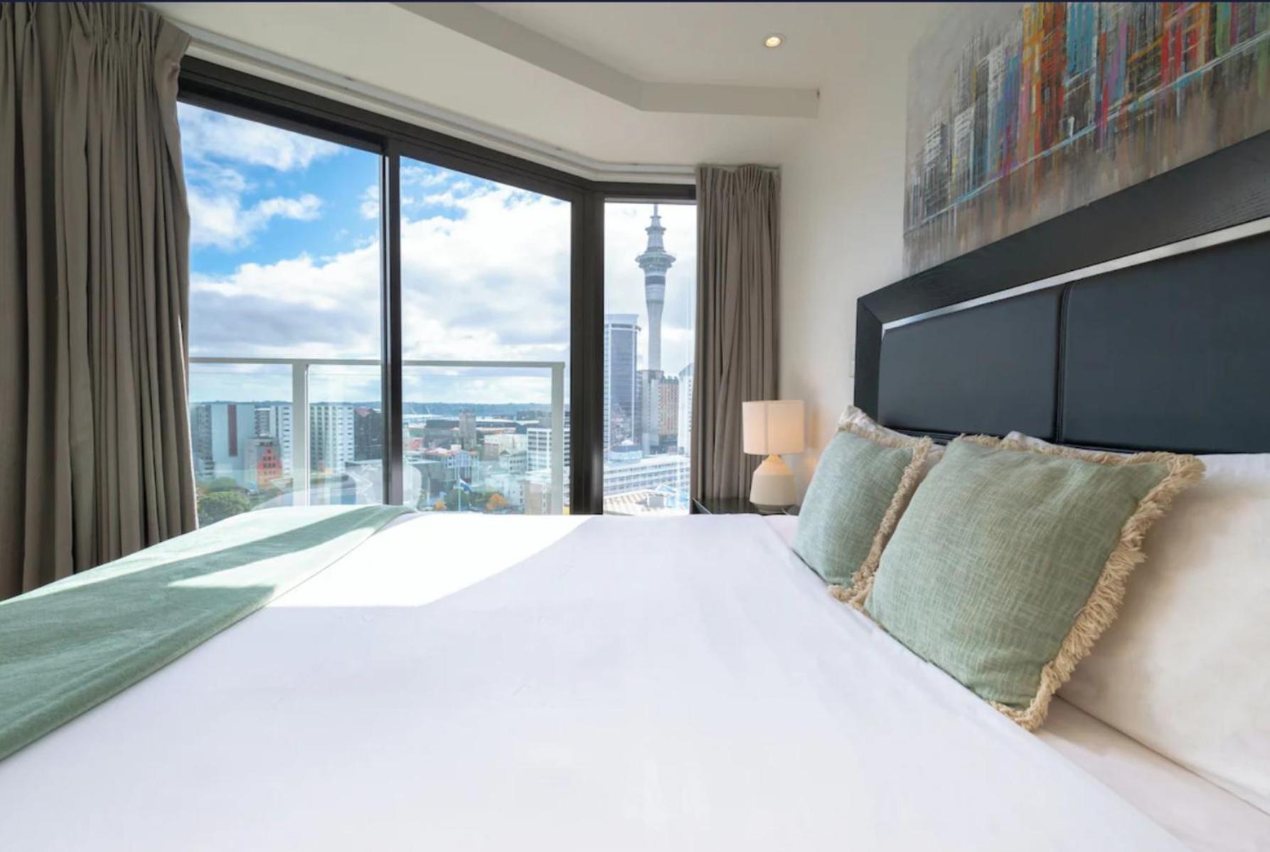 Apartment Magnificent Skytower View 2 Bdr 2 Bth Apt Auckland