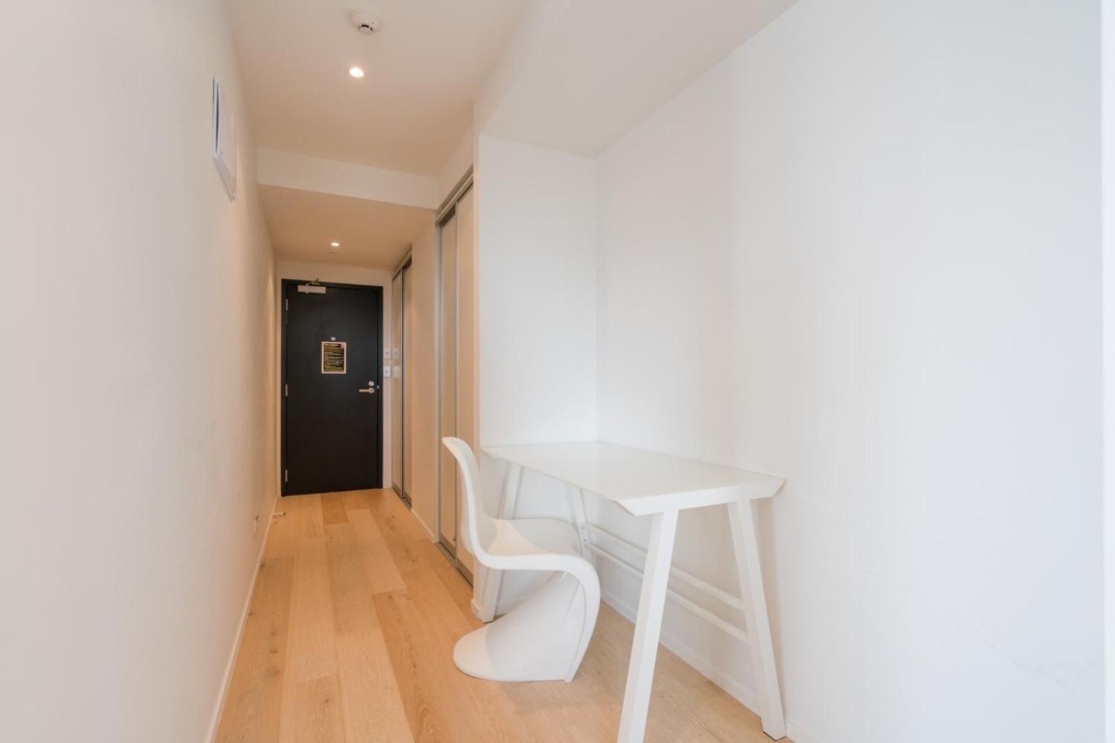 Magnificent Skytower View 2 Bdr 2 Bth Apt Auckland