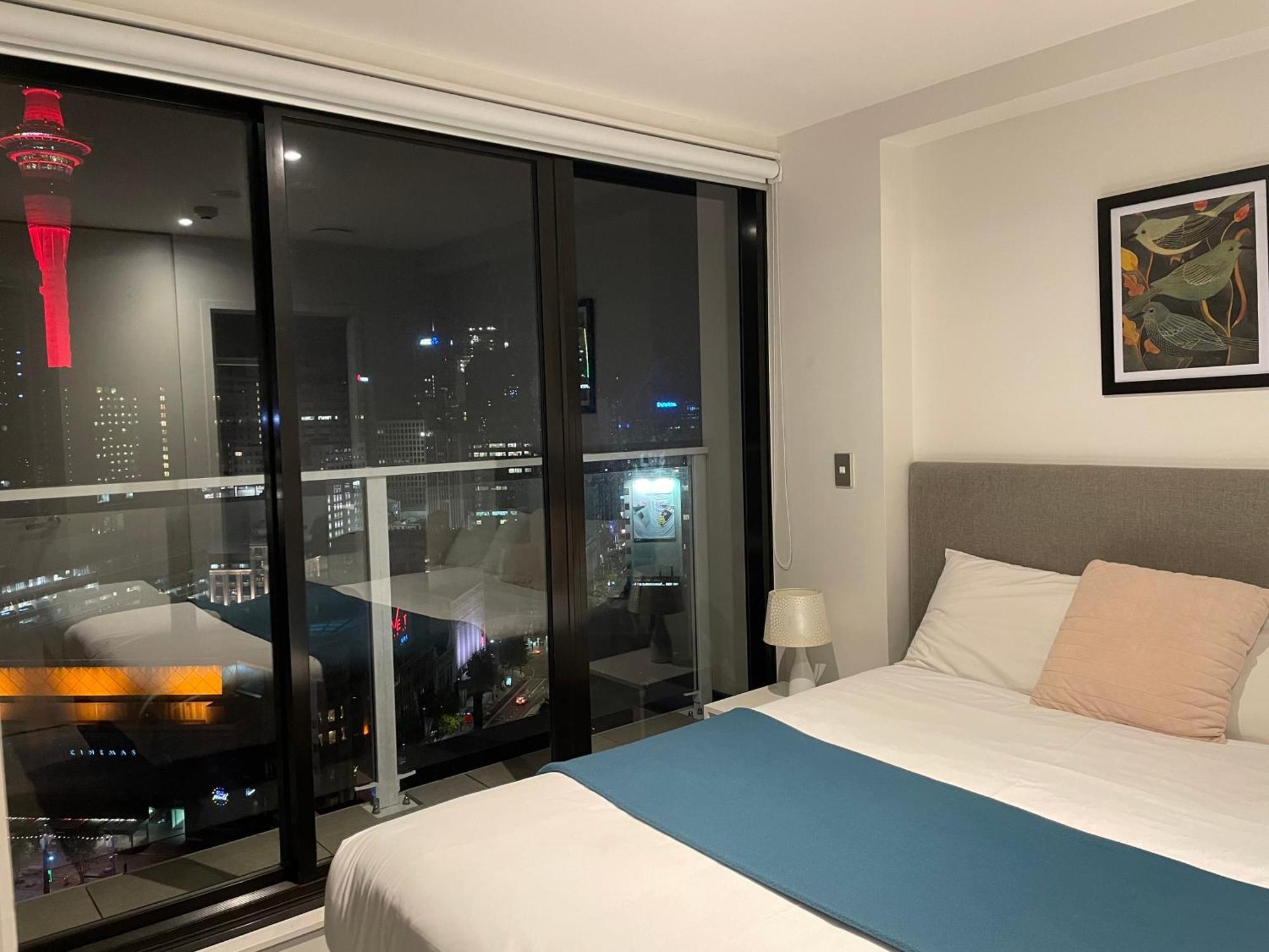 Apartment Magnificent Skytower View 2 Bdr 2 Bth Apt Auckland